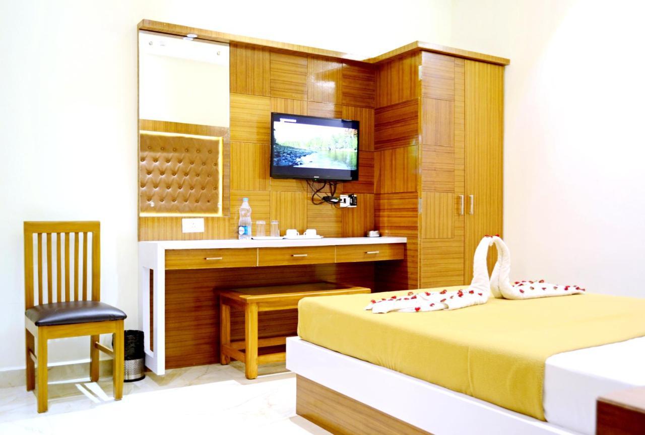 Tr Residency Pondicherry Exterior foto